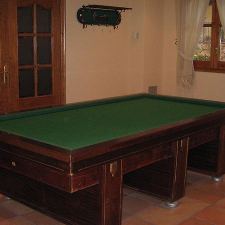 Hotel Restaurante La Masieta Крешель Экстерьер фото
