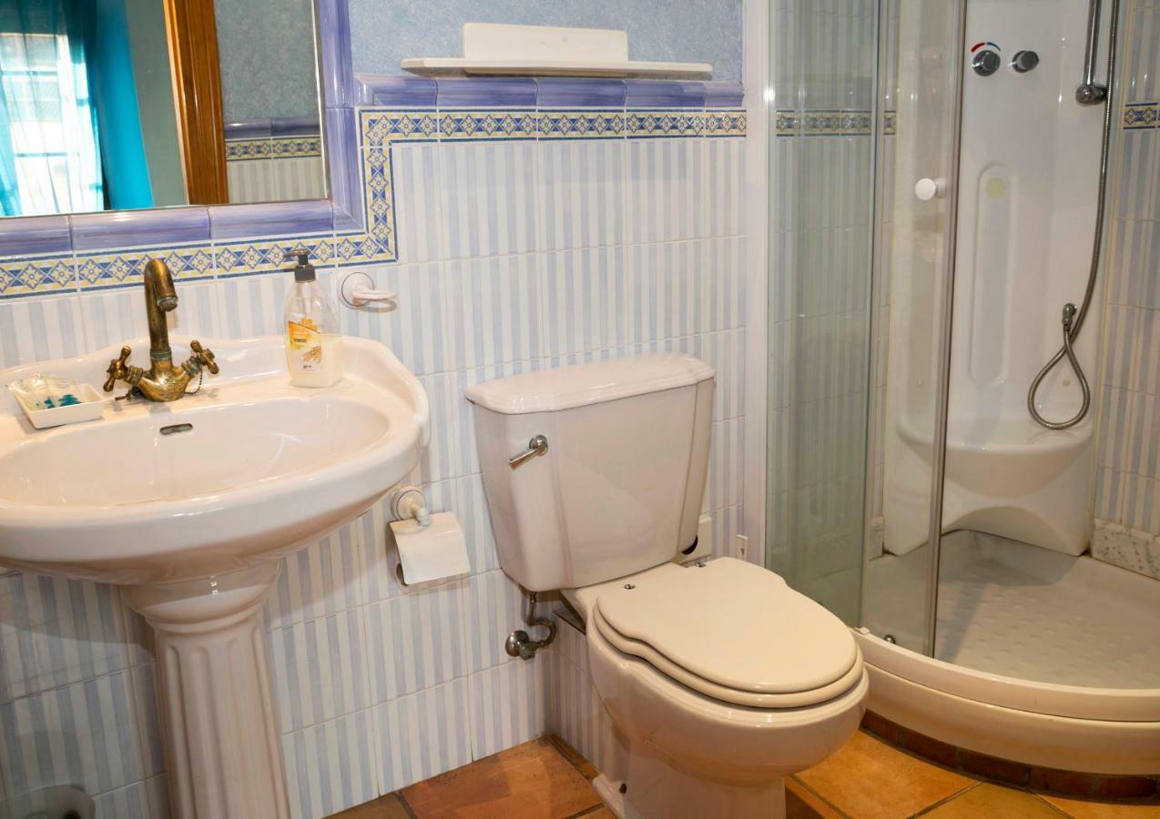 Hotel Restaurante La Masieta Крешель Экстерьер фото